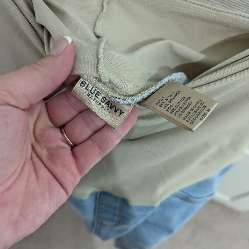 Blue Saavy M distressed light maternity jeans
